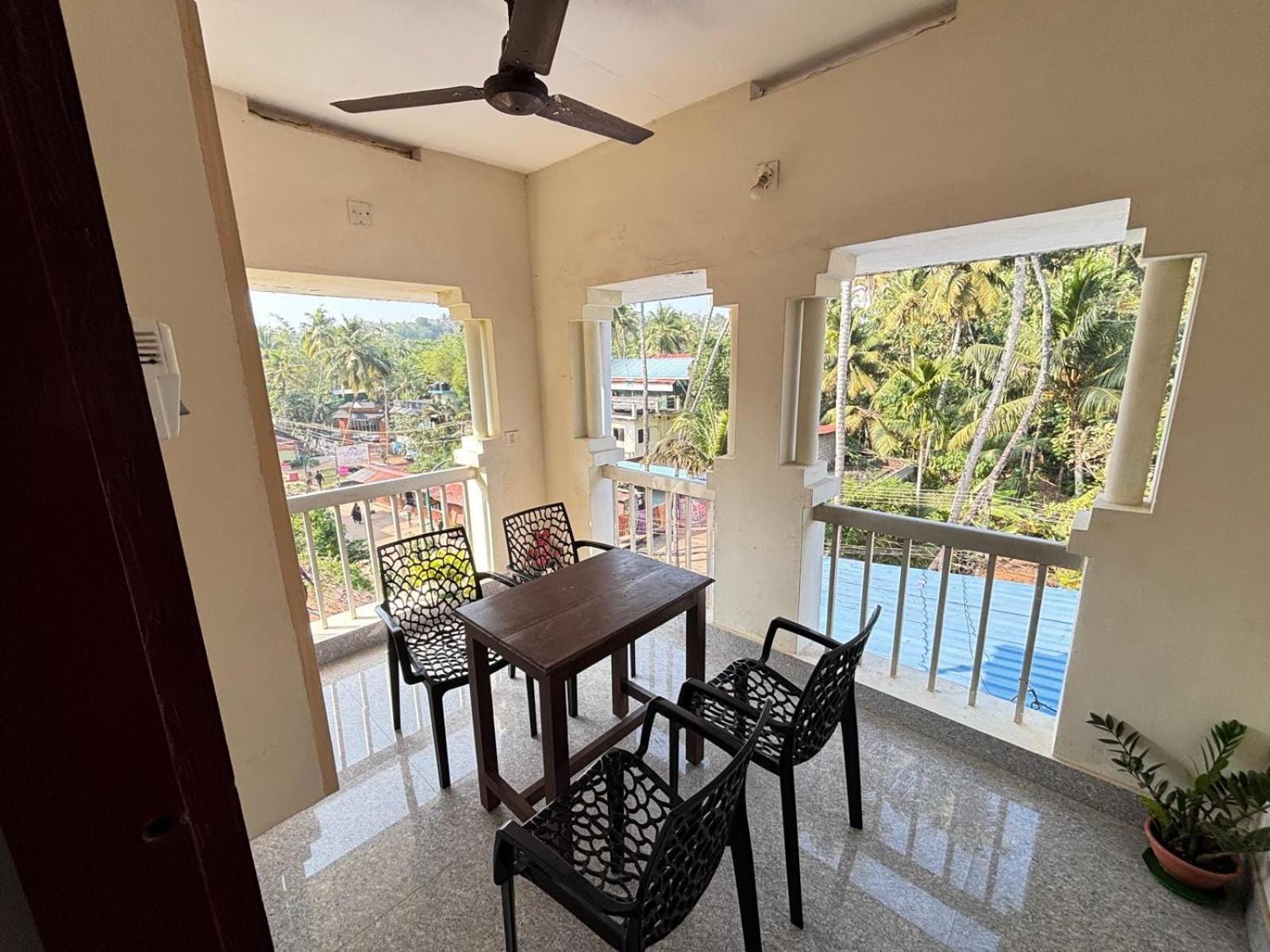 Akshay Beach Resort Varkala Bagian luar foto