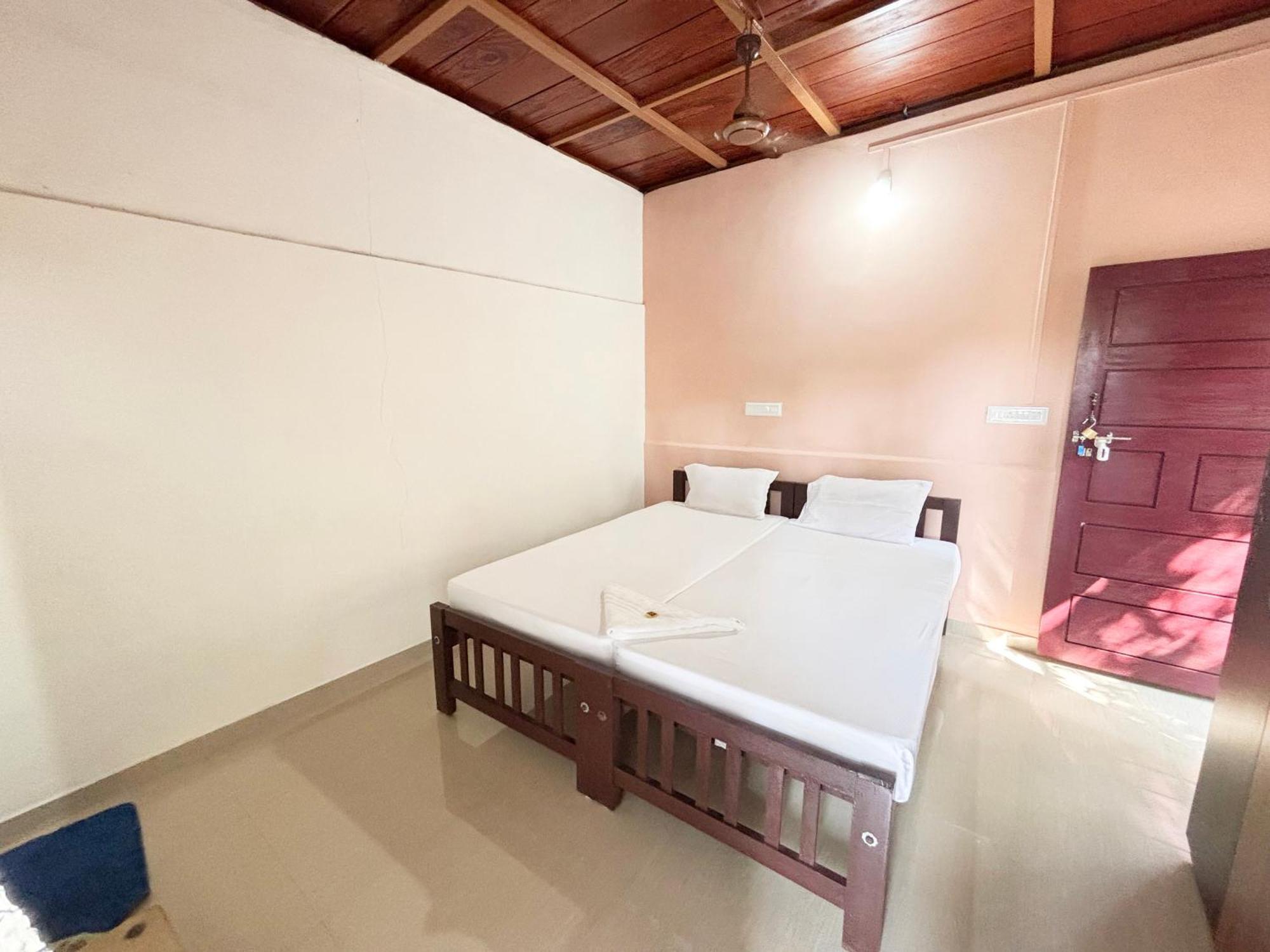 Akshay Beach Resort Varkala Bagian luar foto