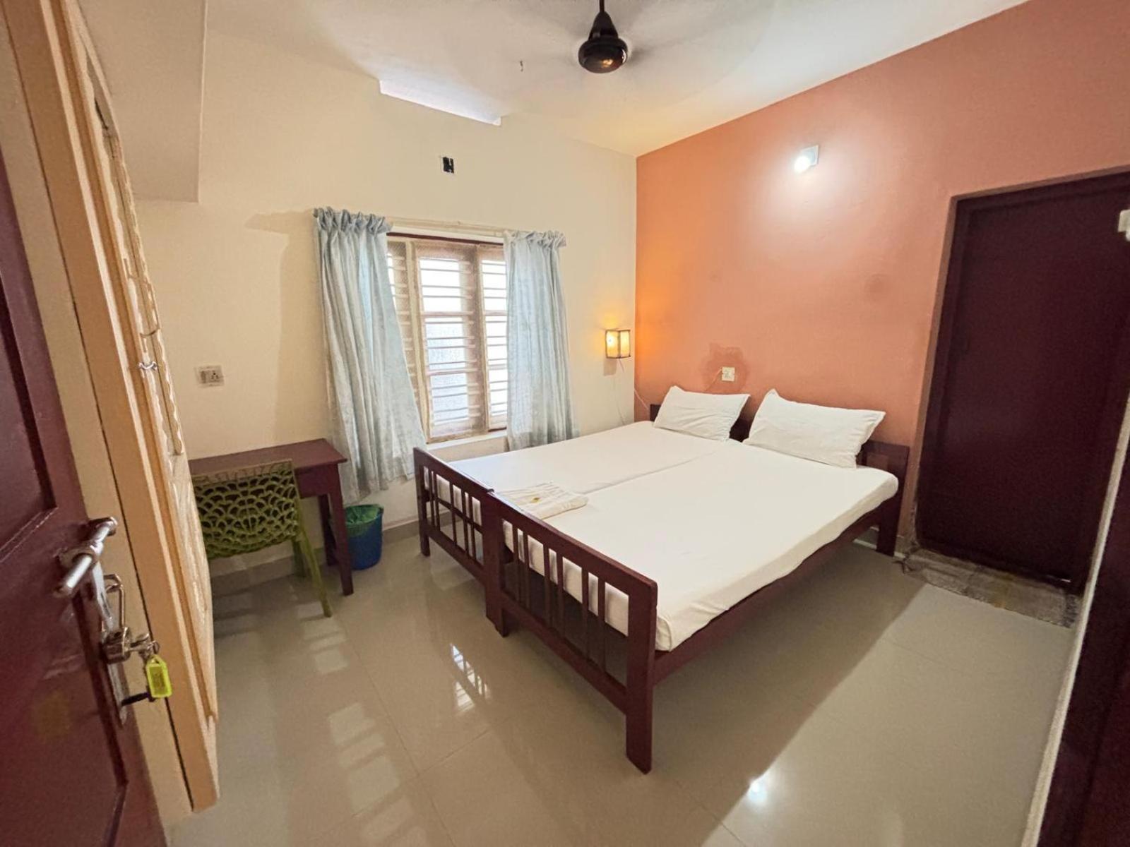 Akshay Beach Resort Varkala Bagian luar foto