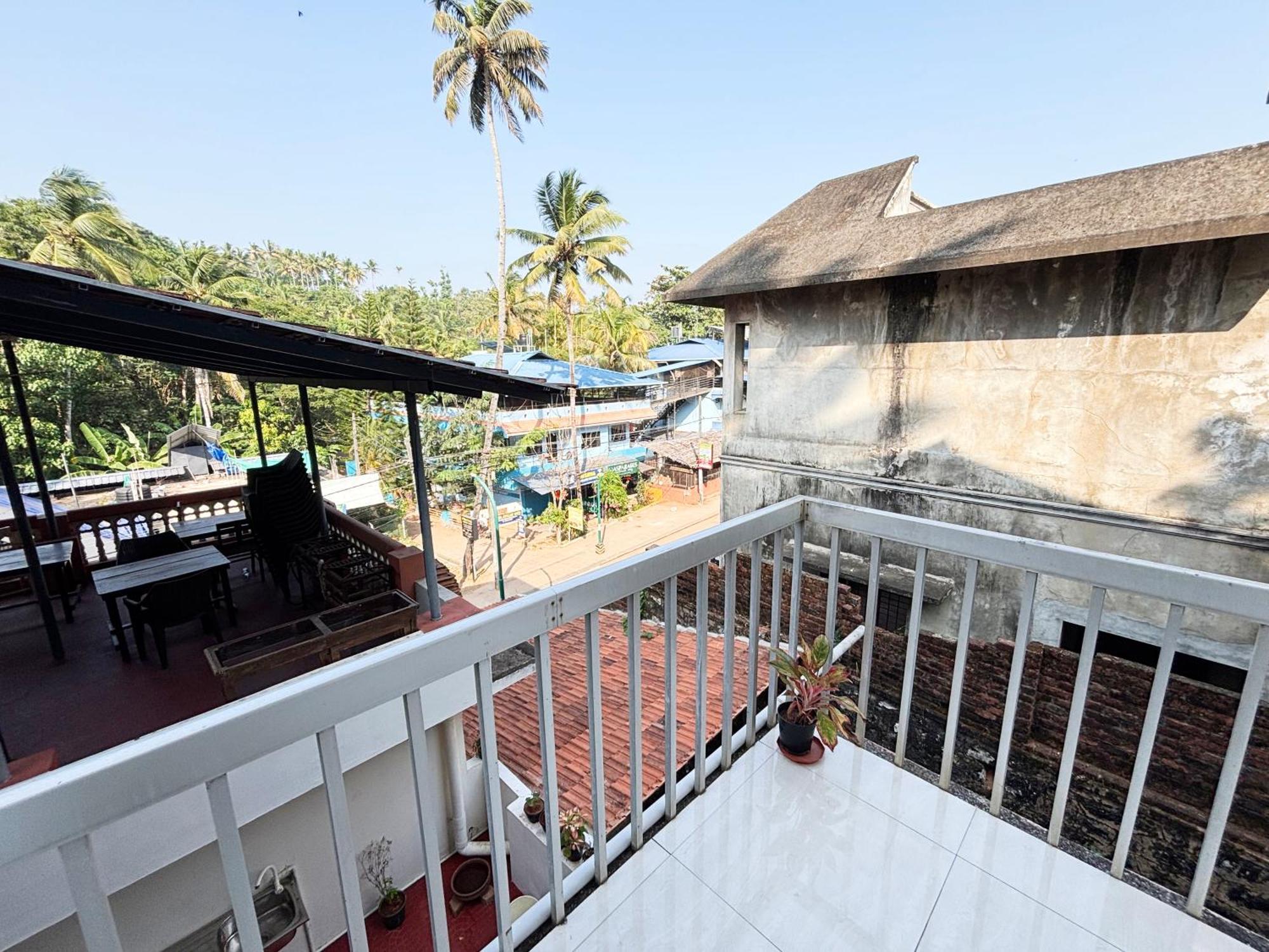 Akshay Beach Resort Varkala Bagian luar foto